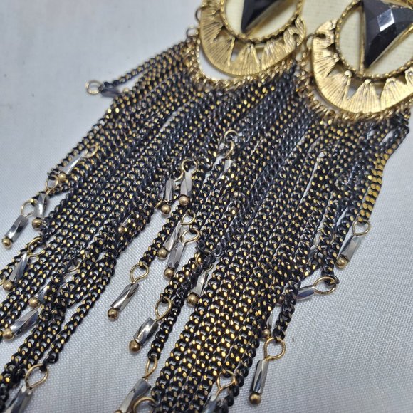 Festive Bohemian fashion black gold tassel fish hook earring - Picture 5 of 6